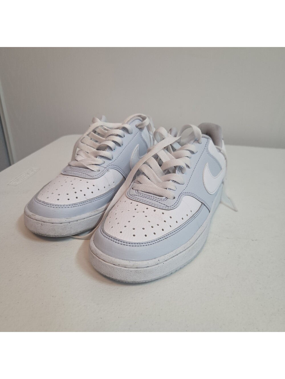 women's Nike court vision size 7.5